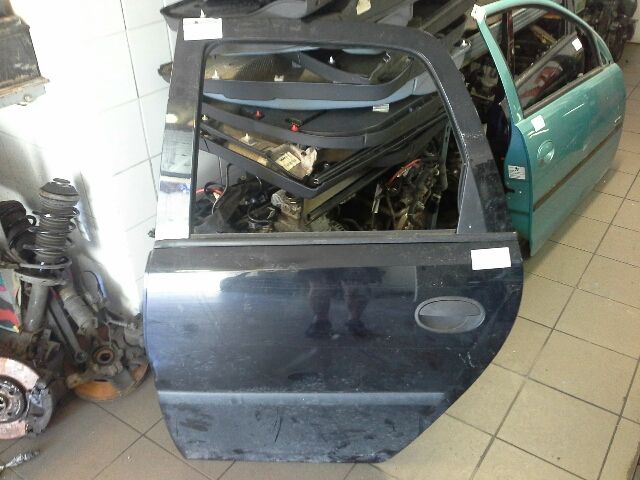bontott OPEL MERIVA A Bal hátsó Ajtó (Üres lemez)