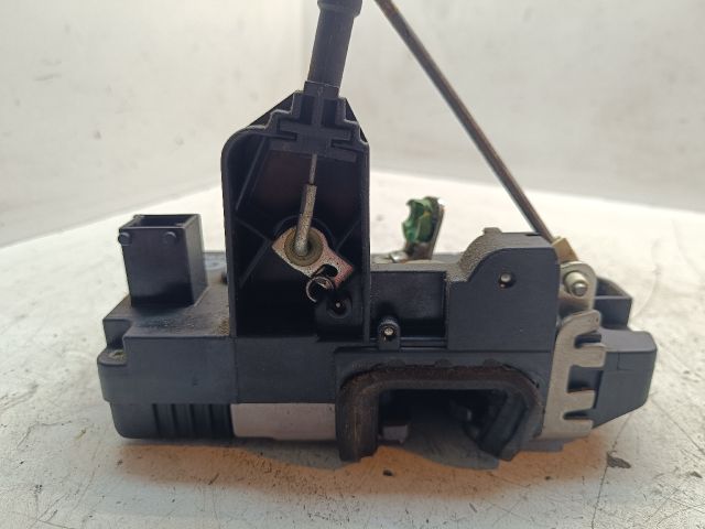 bontott OPEL MERIVA A Bal hátsó Ajtózár