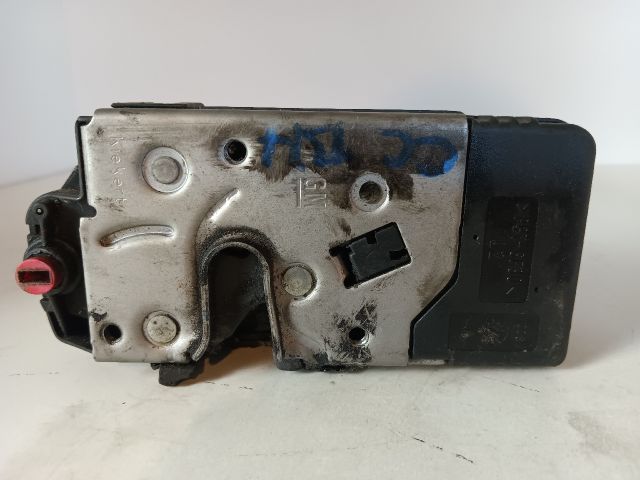 bontott OPEL MERIVA A Bal hátsó Ajtózár