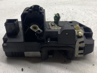 bontott OPEL MERIVA A Bal hátsó Ajtózár