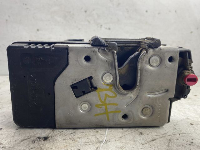 bontott OPEL MERIVA A Bal hátsó Ajtózár