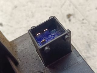 bontott OPEL MERIVA A Bal hátsó Ajtózár