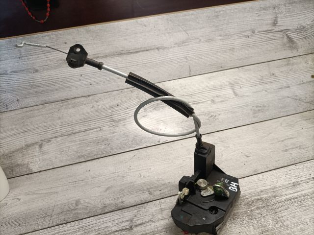 bontott OPEL MERIVA A Bal hátsó Ajtózár