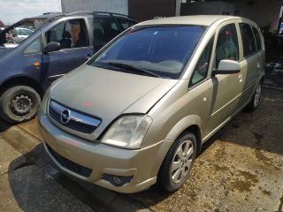 bontott OPEL MERIVA A Bal hátsó Gumikéder