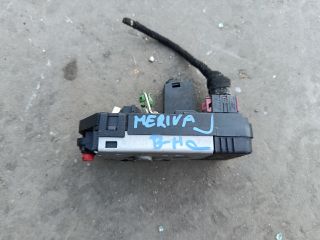 bontott OPEL MERIVA A Bal hátsó Központizár Motor