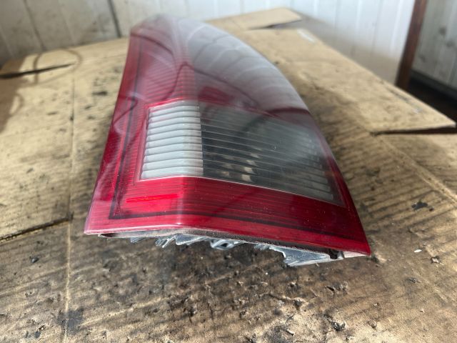 bontott OPEL MERIVA A Bal Hátsó Lámpa