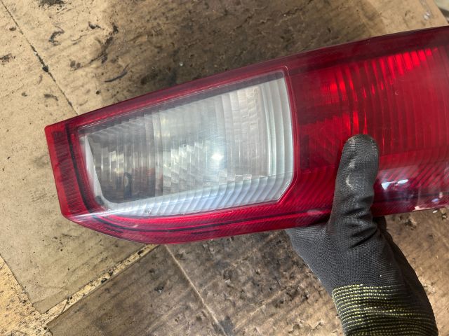 bontott OPEL MERIVA A Bal Hátsó Lámpa