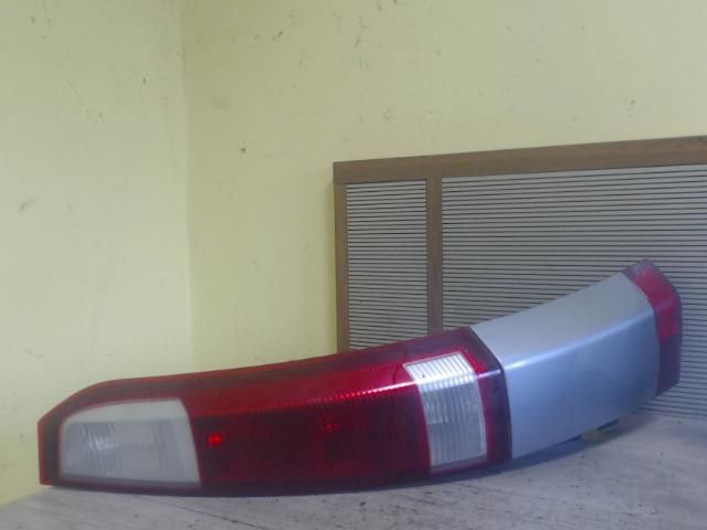 bontott OPEL MERIVA A Bal Hátsó Lámpa