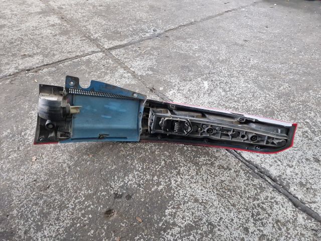 bontott OPEL MERIVA A Bal Hátsó Lámpa