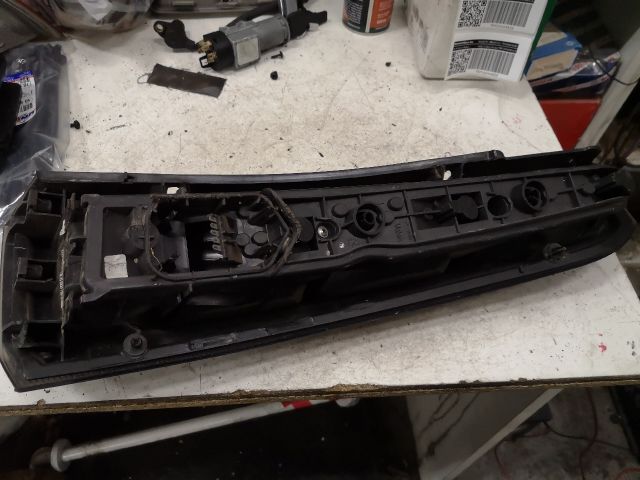 bontott OPEL MERIVA A Bal Hátsó Lámpa