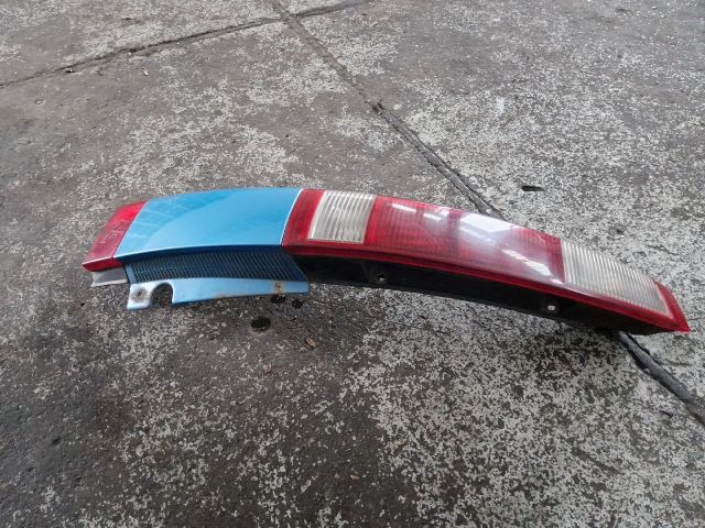 bontott OPEL MERIVA A Bal Hátsó Lámpa