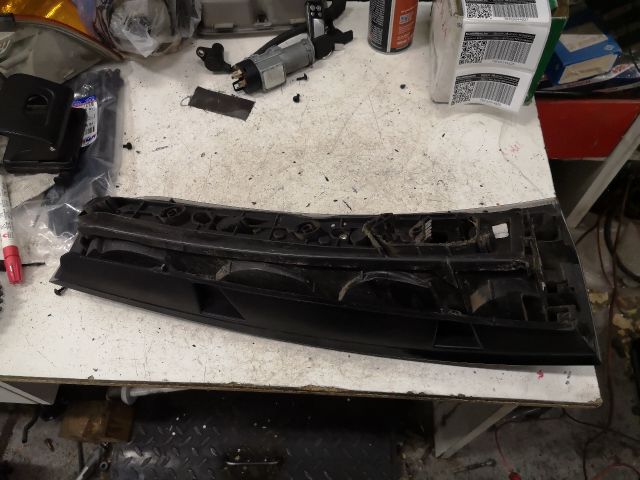 bontott OPEL MERIVA A Bal Hátsó Lámpa