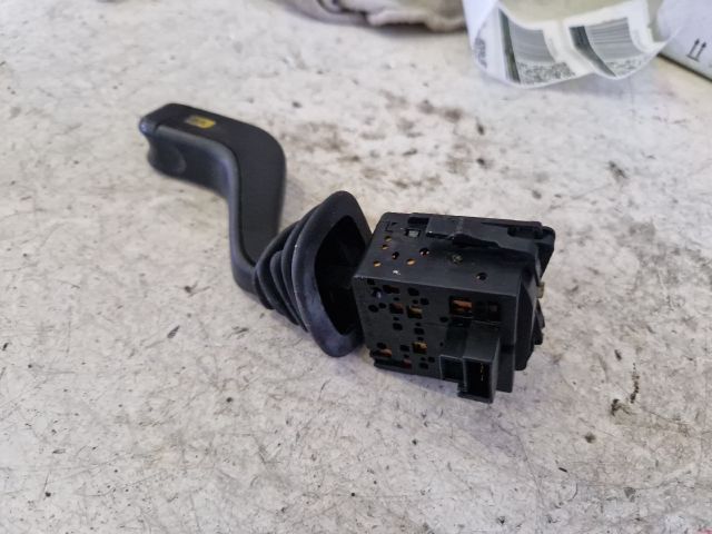 bontott OPEL MERIVA A Bal Kormánykapcsoló Irányjelző