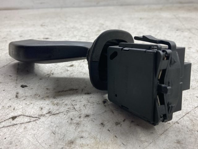 bontott OPEL MERIVA A Bal Kormánykapcsoló Irányjelző