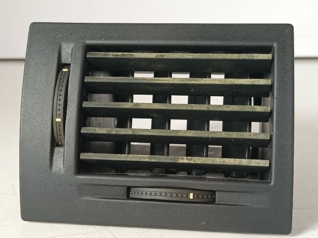 bontott OPEL MERIVA A Bal Szellőző