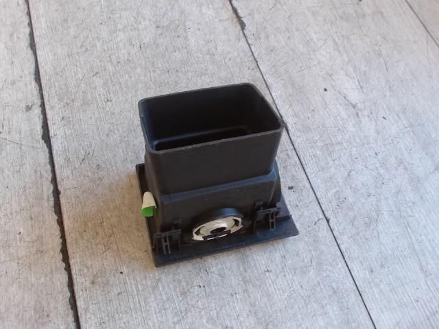 bontott OPEL MERIVA A Bal Szellőző