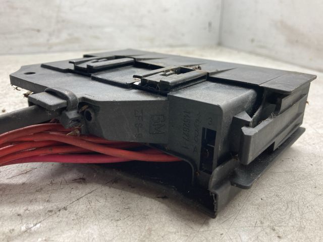 bontott OPEL MERIVA A Biztosítéktábla Doboz