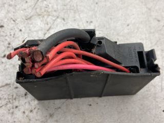 bontott OPEL MERIVA A Biztosítéktábla Doboz