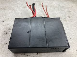 bontott OPEL MERIVA A Biztosítéktábla Doboz