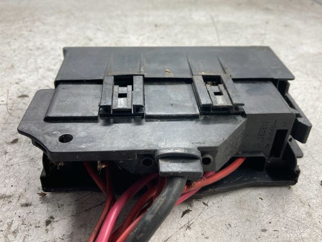 bontott OPEL MERIVA A Biztosítéktábla Doboz