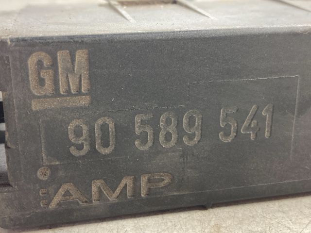 bontott OPEL MERIVA A Biztosítéktábla Doboz