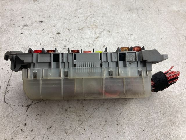 bontott OPEL MERIVA A Biztosítéktábla Doboz