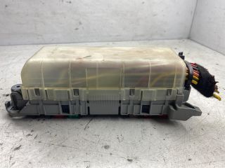 bontott OPEL MERIVA A Biztosítéktábla Doboz