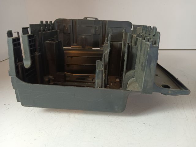 bontott OPEL MERIVA A Biztosítéktábla Doboz