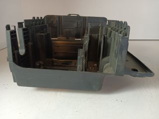 bontott OPEL MERIVA A Biztosítéktábla Doboz