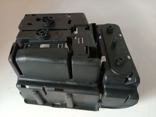 bontott OPEL MERIVA A Biztosítéktábla Doboz