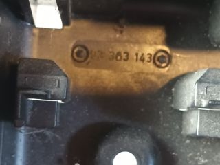 bontott OPEL MERIVA A Biztosítéktábla Doboz