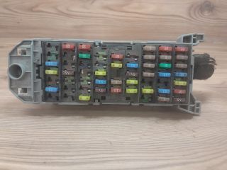 bontott OPEL MERIVA A Biztosítéktábla Utastér