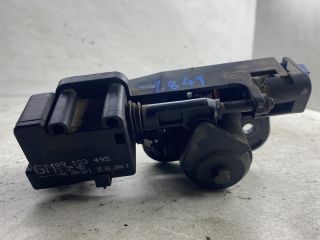 bontott OPEL MERIVA A Csomagtér Nyitó Kar / Gomb