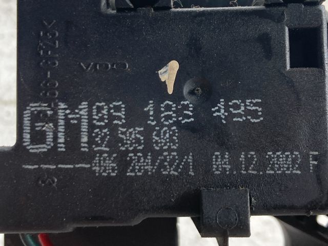 bontott OPEL MERIVA A Csomagtér Nyitó Kar / Gomb