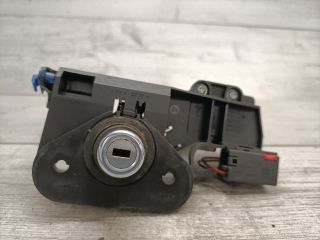 bontott OPEL MERIVA A Csomagtér Nyitó Kar / Gomb