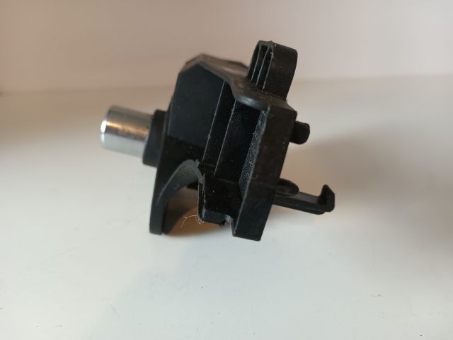 bontott OPEL MERIVA A Csomagtér Nyitó Kar / Gomb