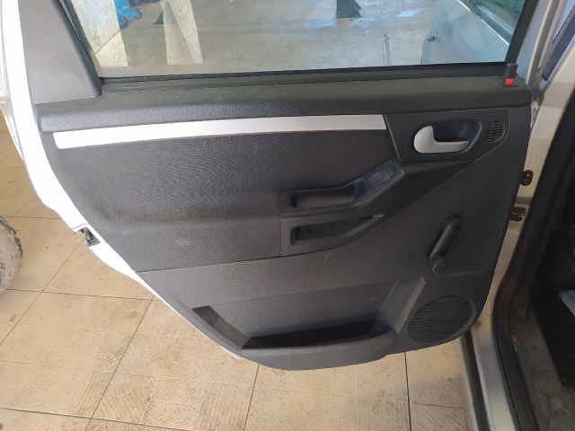 bontott OPEL MERIVA A Csomagtérajtó Burkolat Alsó