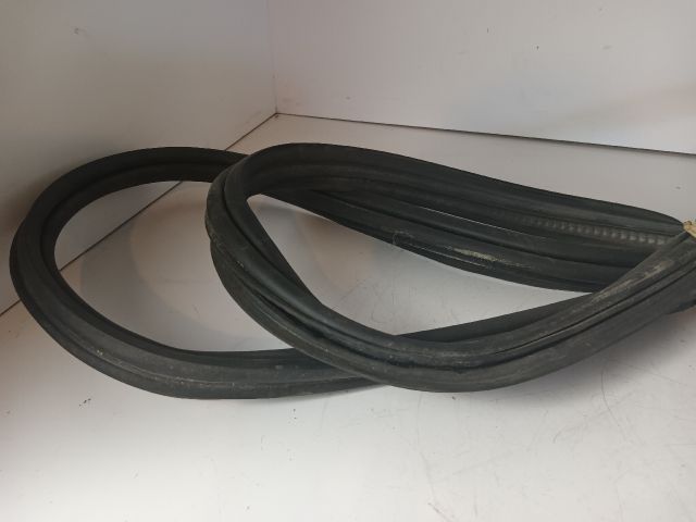 bontott OPEL MERIVA A Csomagtérajtó Gumikéder