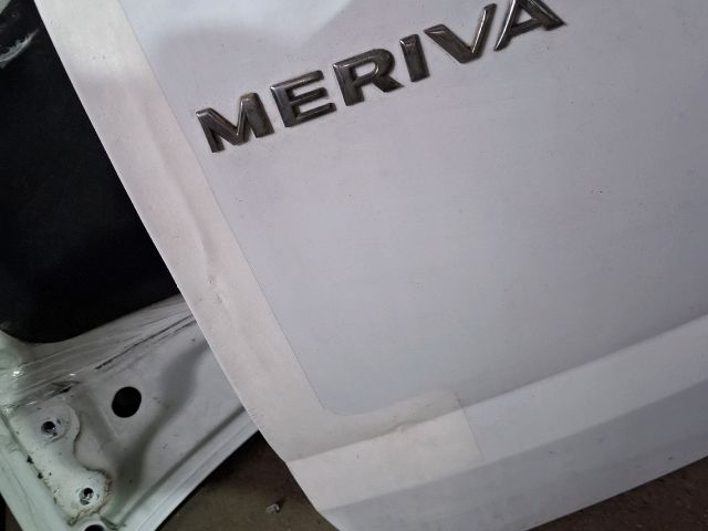 bontott OPEL MERIVA A Csomagtérajtó (Részeivel)