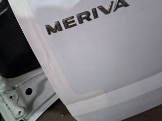 bontott OPEL MERIVA A Csomagtérajtó (Részeivel)