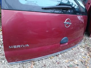 bontott OPEL MERIVA A Csomagtérajtó (Részeivel)