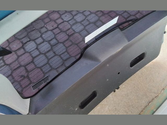 bontott OPEL MERIVA A Csomagtérajtó (Részeivel)