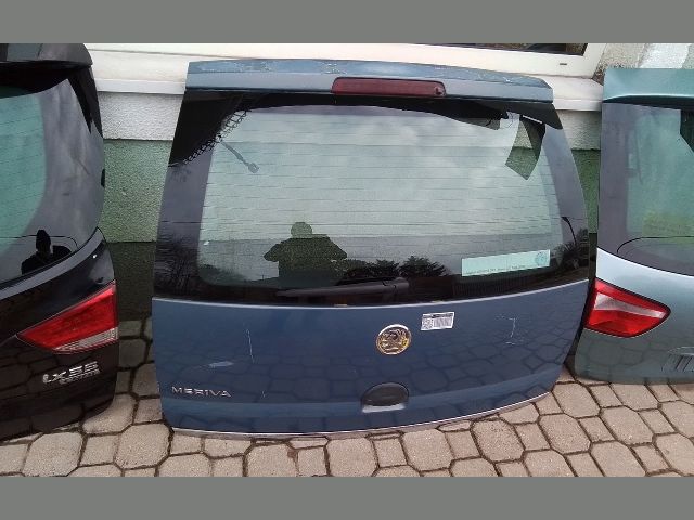 bontott OPEL MERIVA A Csomagtérajtó (Részeivel)