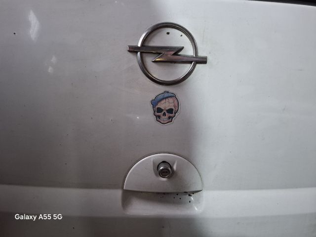 bontott OPEL MERIVA A Csomagtérajtó (Részeivel)