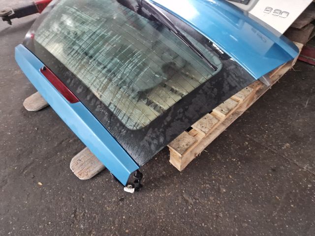 bontott OPEL MERIVA A Csomagtérajtó (Részeivel)