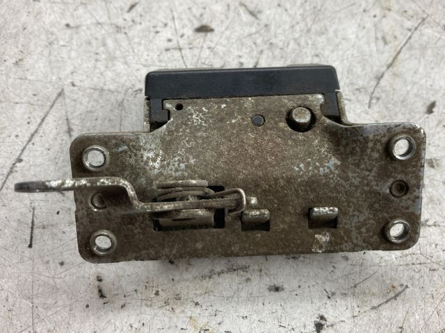 bontott OPEL MERIVA A Csomagtérajtó Zárszerkezet