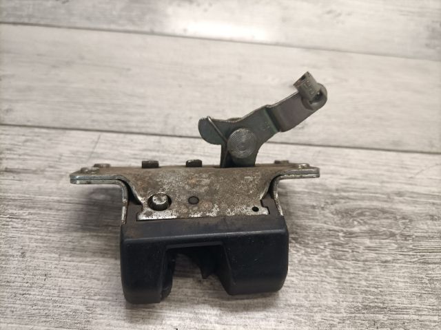 bontott OPEL MERIVA A Csomagtérajtó Zárszerkezet