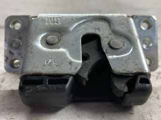 bontott OPEL MERIVA A Csomagtérajtó Zárszerkezet