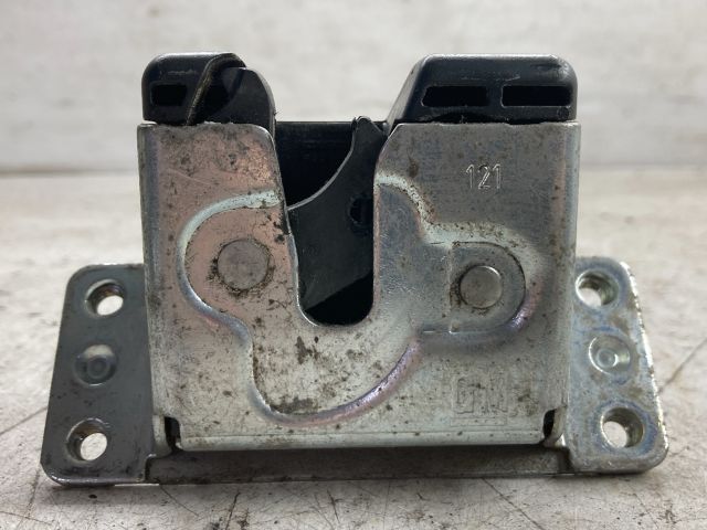 bontott OPEL MERIVA A Csomagtérajtó Zárszerkezet