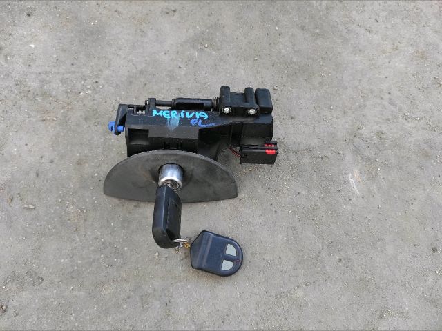 bontott OPEL MERIVA A Csomagtérajtó Zárszerkezet